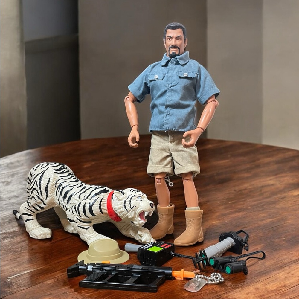1998 12” GI JOE SAVE THE TIGER 35 Year Anniversary